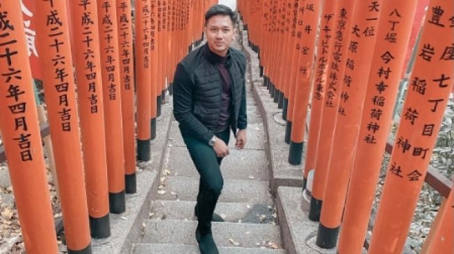 Sudah Jatuh Tertimpa Tangga! Chris Ryan Loss Binary Option & Korban Robot Trading