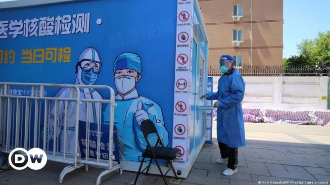 who-omicron-membuat-kebijakan-nol-covid-cina-tidak-berkelanjutan