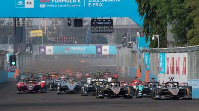 Jakpro Sebut Untung Formula E Rp5,29 M, PSI Tak Percaya: Commitment Fee Saja Rp560 M