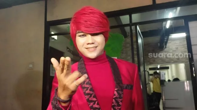Publik Minta Pesulap Merah Bongkar Dugaan Investasi Bodong Ustaz Yusuf Mansur