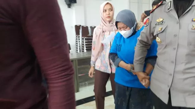 Sosok Siti Aisyah, Biang Kerok Ratusan Mahasiswa IPB Terjerat Pinjol