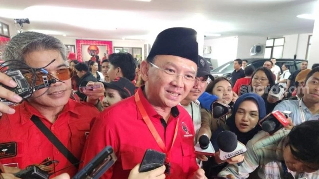 Ahok Siap PATUH jika PDIP Usung Anies di Pilgub Jakarta 2024