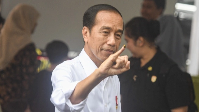 Wacana 01 dan 03 Bersatu Demi Memakzulkan Jokowi Menguat, Analis Malah Pesimis