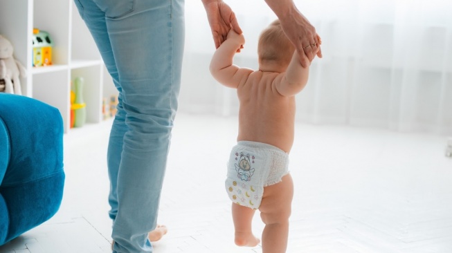 Nyesek! Bayi Baru Lahir di Indonesia Langsung Punya Utang Rp32 Juta