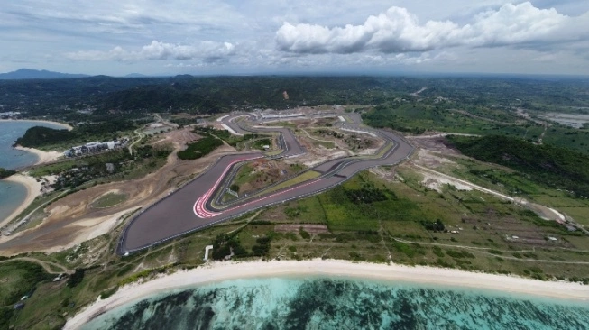 ramai-saat-parade-sepi-di-lintasan-jurnalis-asing-ini-kegagalan-motogp-mandalika