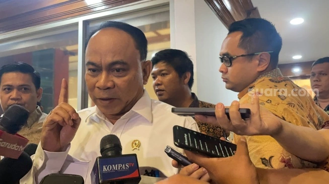 Pengakuan Budi Arie Soal Sosok T Judol Masuk Tim Pramono-Rano, ... Diancam PDIP