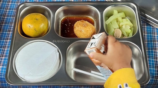 Respons Kabar 40 Juta Piring China Diimpor untuk MBG, Kepala BGN Bilang Begini