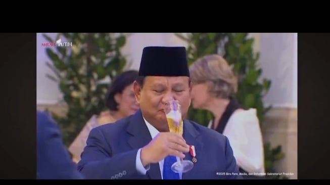 Heboh Prabowo Disebut Ngebir saat Gala Dinner Bareng Macron, Istana: Itu Sari Apel