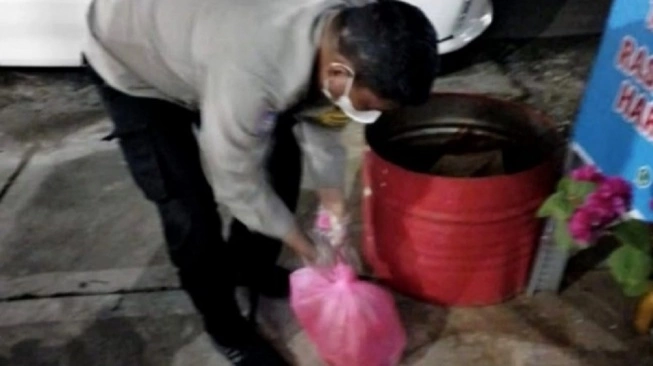 rumah-makan-di-makassar-dapat-teror-kepala-kambing