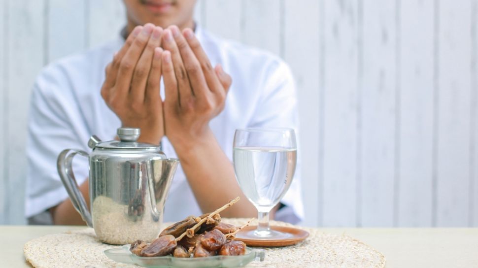 Tetap Bugar Selama Puasa dengan Beberapa Tips ini