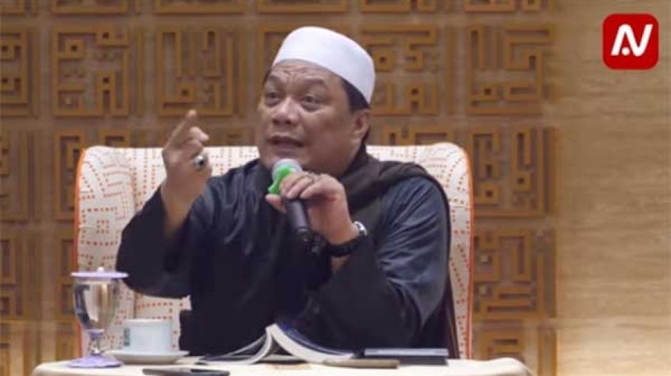 keras-di-medsos-ferdinand-hutahaean-lari-ketakutan-disambangi-ust-yahya-waloni