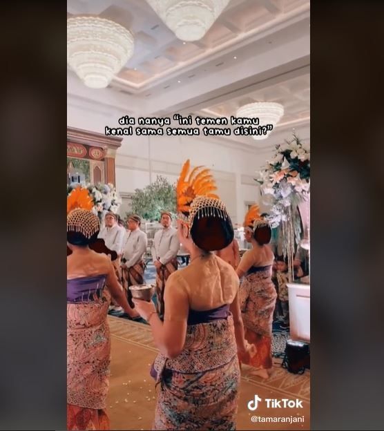 Viral Reaksi Bule Norwegia Diajak Kondangan di Indonesia, Kaget Lihat Jumlah Tamu