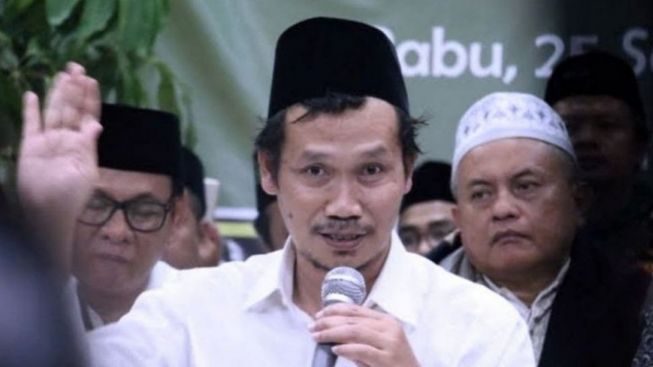 gus-baha-sebut-presiden-soekarno-bikin-negara-ini-bukan-untuk-pdip-saja