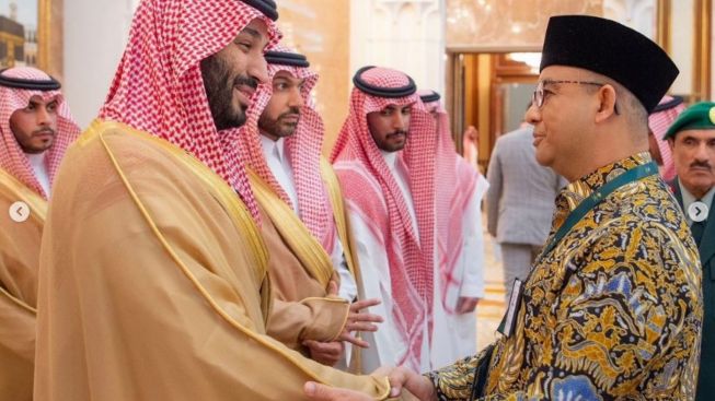 Anies Makan Siang dengan Pangeran MBS di Istana Mina