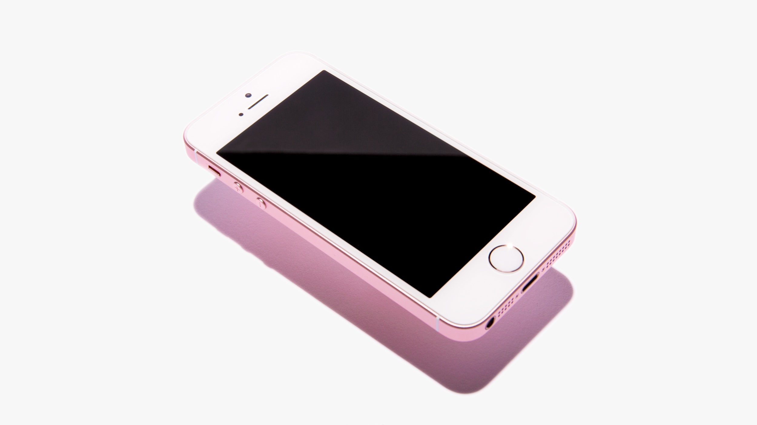 Apple Akan Rilis iPhone iPhone SE 2 Dengan Harga 5 Jutaan?