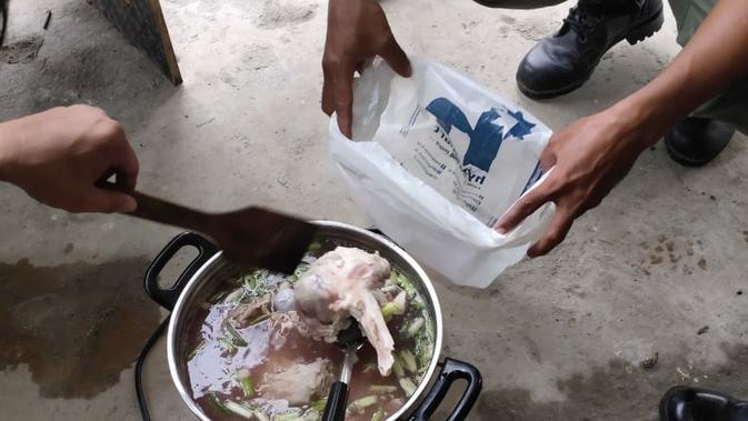 Viral TKA Cina Bantai Buaya di Konawe, BKSDA Amankan Panci Berisi Sup Daging Buaya