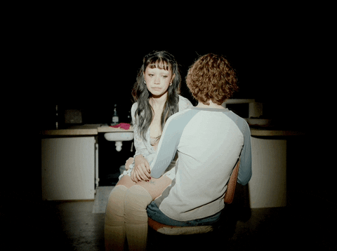 menginap-sendirian-di-kantor-dan-menyesal-seumur-hidup