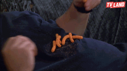 ngemil-sambil-berimajinasi-siapa-tahu-mejeng-di-museum-cheetos