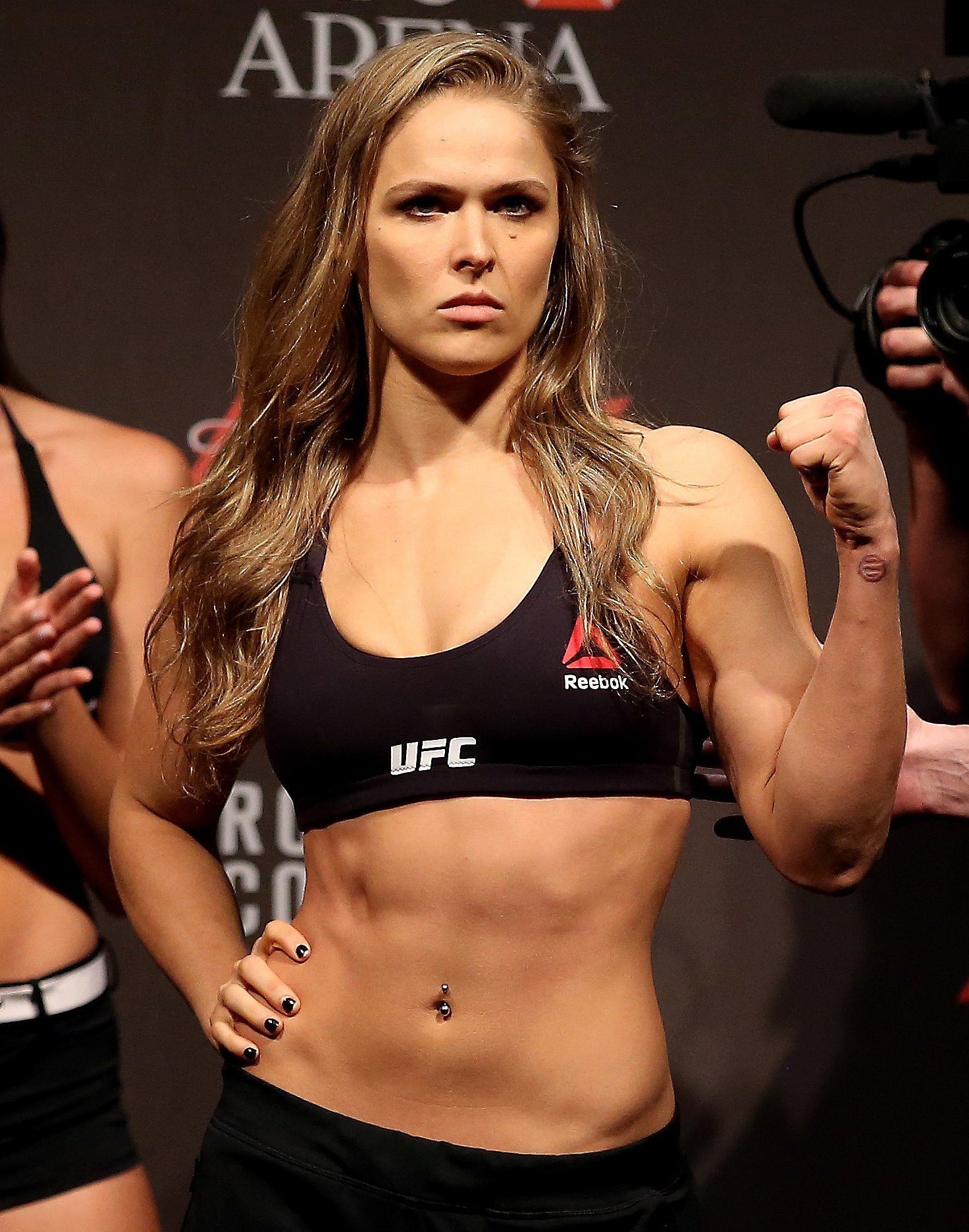 5 Petarung wanita paling seksi di ajang 'sabung manusia' UFC