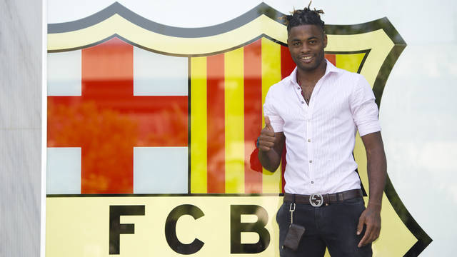 9733-fcbk-fc-barcelona---ms-que-un-club-9733-season-2012-2013--read-the-rules