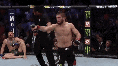 khabib-vs-mcgregor-versi-live-action-kratos-vs-baldur-di-god-of-war-2018