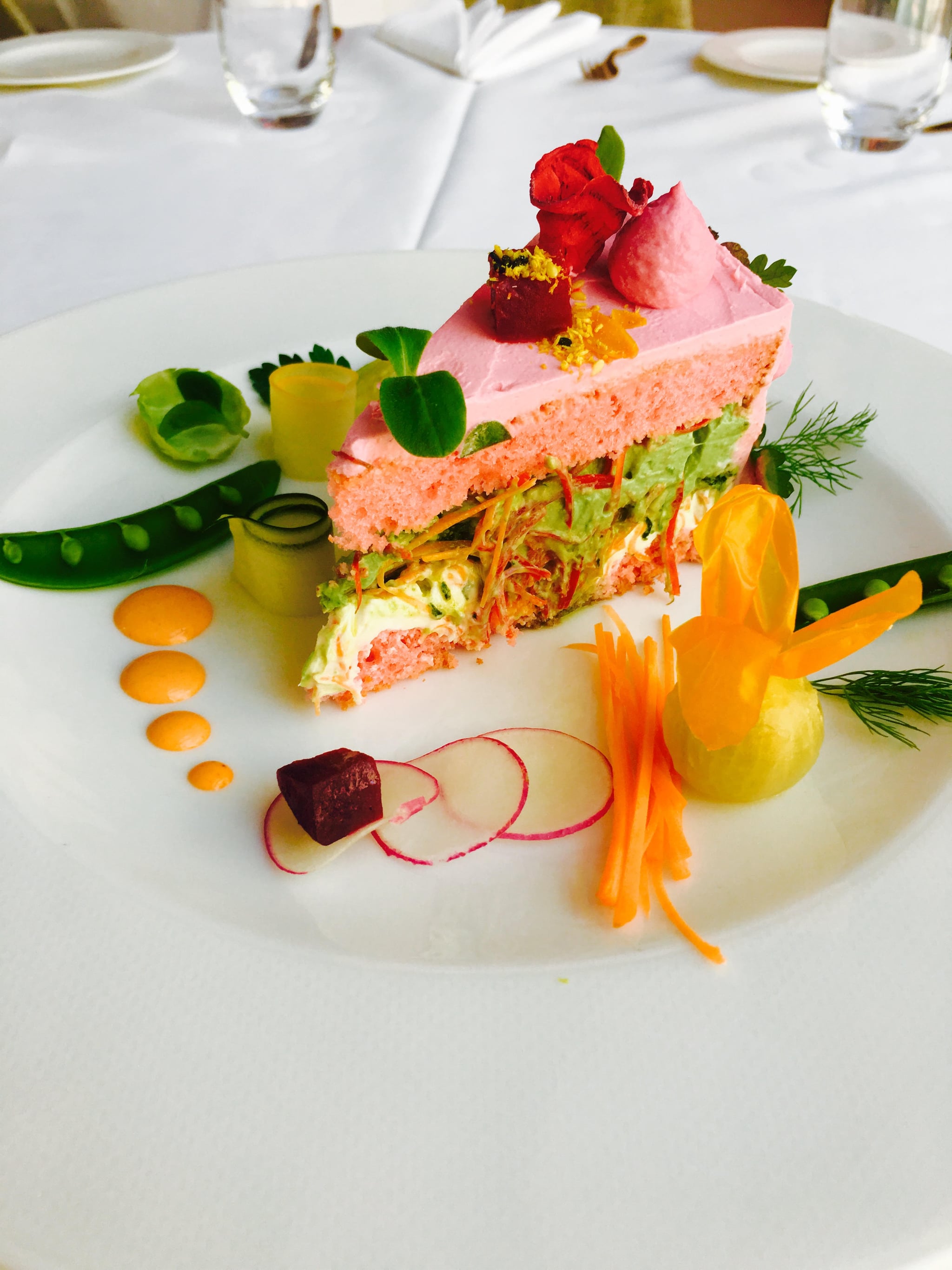 Mengenal Salad Cake, Kue Yang Terbuat Dari Sayuran