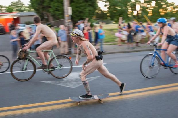 WNBR, Festival Bersepeda Telanjang yang Akan Dimulai Minggu Depan!