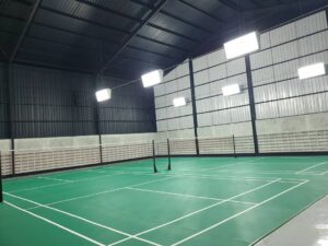 8 Rekomendasi Sewa Lapangan Badminton di Jakarta, Murah dan Strategis - MEDIAINI