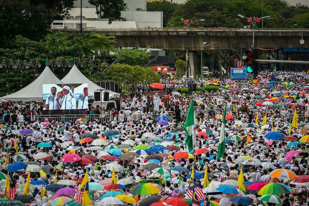 Non-Malays should be thankful Muslims let them stay, says Hadi
