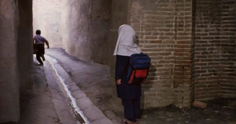 Children of Heaven! Kisah Sepasang Sepatu yang Mengajarkan Kita Selalu Bersyukur!