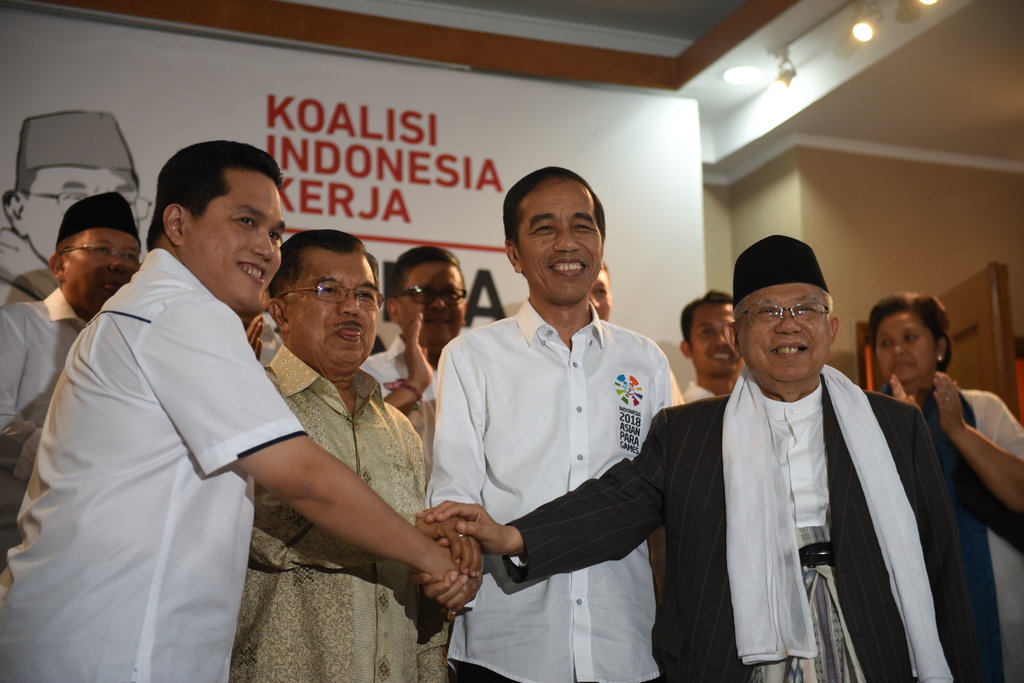 Ramai-ramai Pemilik Media Merapat ke Jokowi Buruk untuk Demokrasi