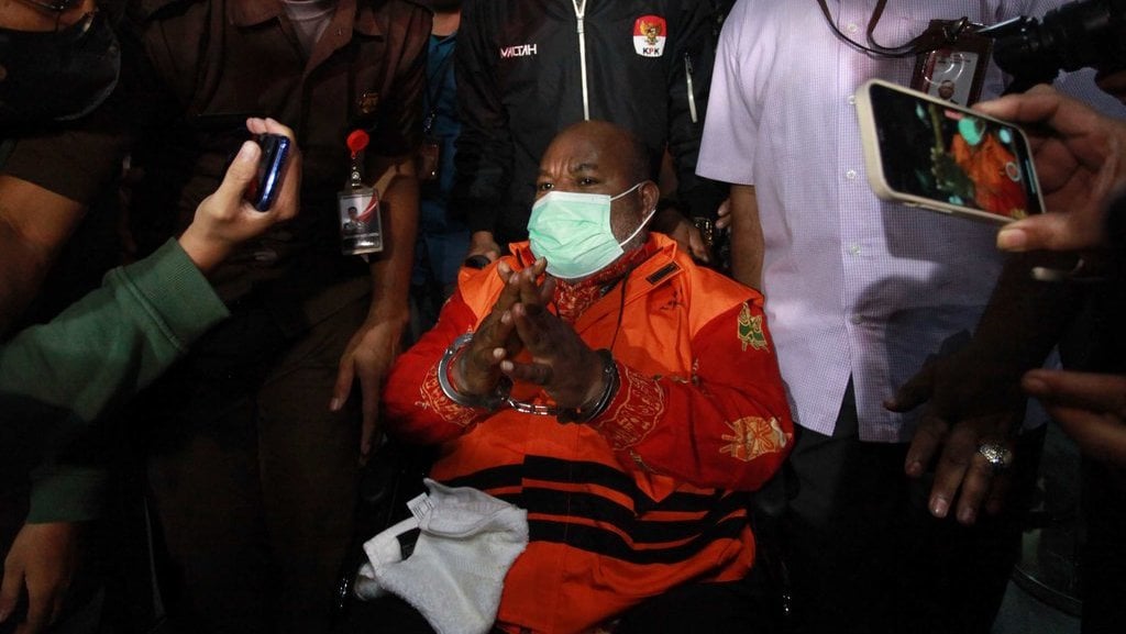 KPK: Lukas Enembe di Rutan, Kondisi Stabil Bisa Makan dan Mandi