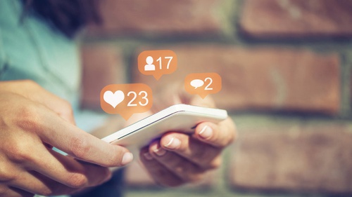 7 Kegiatan Sepele di Sosial Media Yang Tergolong Selingkuh