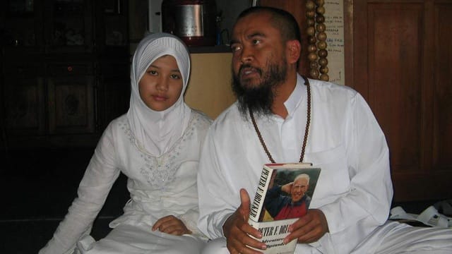 Sosok Sheila Arika, Gadis Muda yang Dinikahi Kakek Tarman Mahar Cek Palsu Rp 3 M