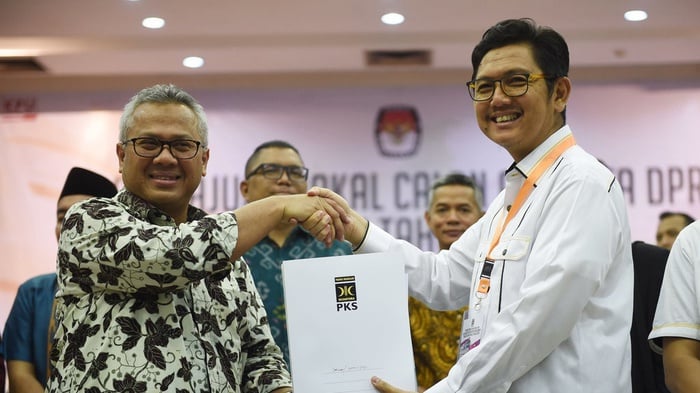 akibat-tolak-surat-dpp-pks-dipecat-dan-dicoret-dari-daftar-caleg
