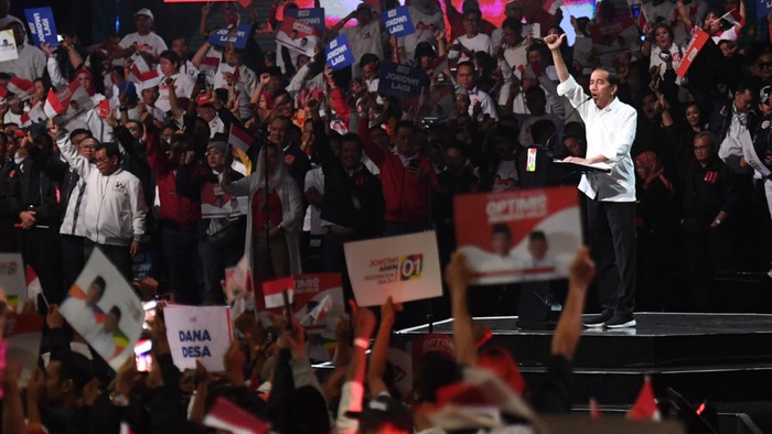 Banyak Kartu Tak Efisien, Kok Jokowi Janjikan "Kartu Sakti" Baru?