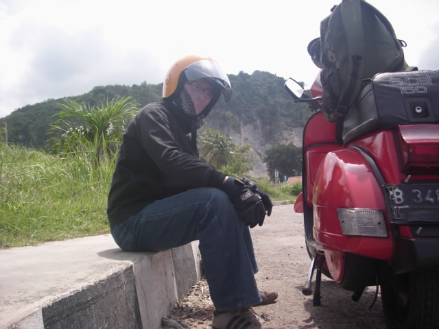10 Tips Berkendara Sepeda Motor Aman dan Nyaman Saat Liburan