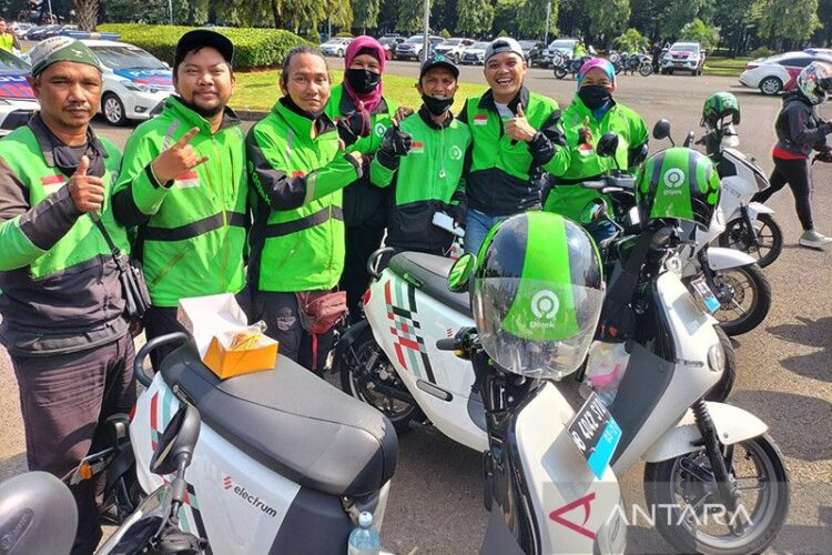 Kemenhub Terbitkan Aturan Baru Batas Tarif Ojol, Ini Rinciannya | KASKUS