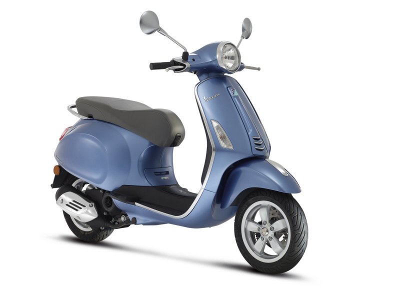 Showroom Vespa Piaggio Bekasi | Cash/Kredit | (Liberty | LX LXV S PRIMAVERA 150 3V)