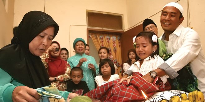 Ancaman di Balik Tradisi ‘Menyiksa’ Sunat Perempuan