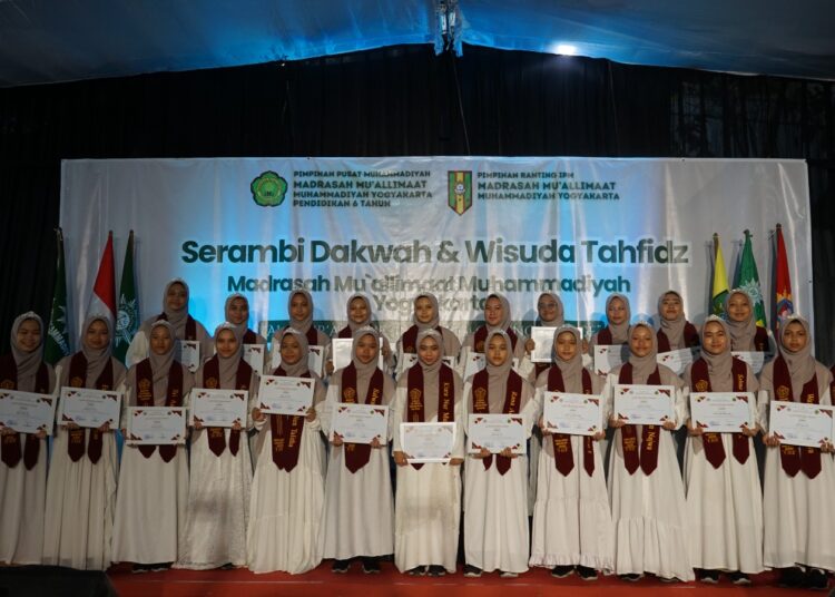 106 Tahun Madrasah Mu’allimaat Komitmen Lahirkan Kader Perempuan Berkemajuan