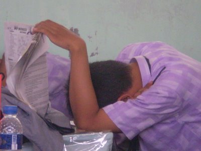 10 Kebiasaan Buruk Pas Jaman Sekolah