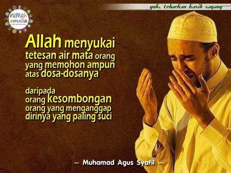 Pemuda Yang Haus Cinta ( Mari Mensucikan Diri Di Bulan Yang Suci)