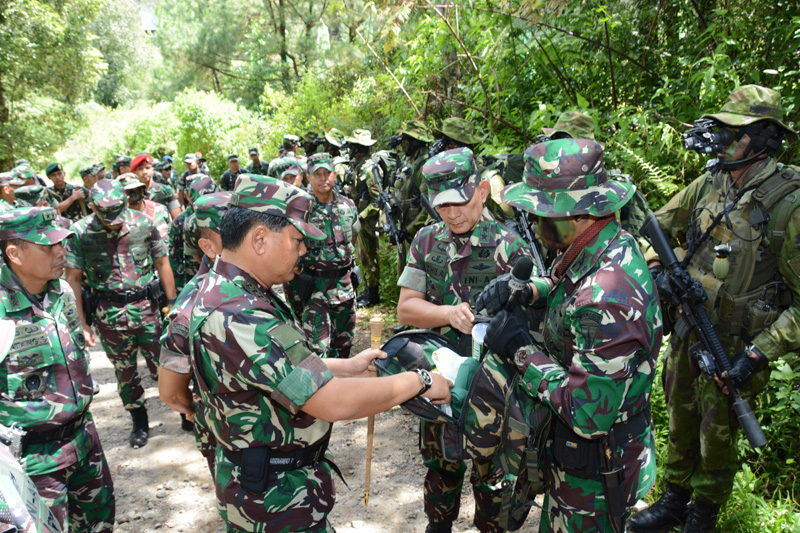 SAMAR (Spektrum Adaptasi Mata Anti Refleksi) - PDL Tim Parako Kopassus