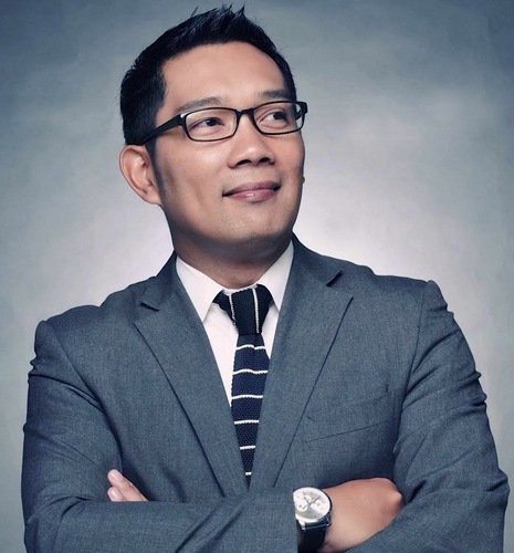 Banyak yang Ingin Dampingi Ridwan Kamil, Salah Satunya Desy Ratnasari