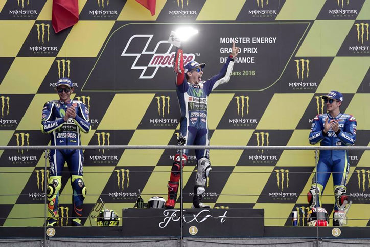 Maverick Vinales Bangga Bawa Suzuki Naik Podium