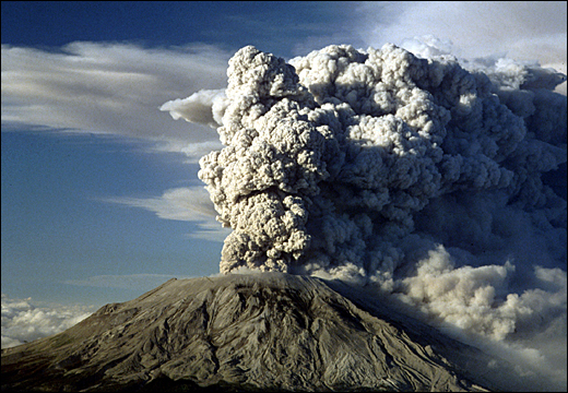 MENGERIKAN!! 11 Gunung Berapi Paling Berbahaya di Indonesia Sepanjang Sejarah