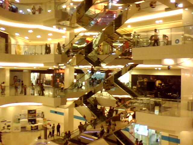 HEBOH PICTURE GEDUNG SEMARANG MENJULANG TINGGI GAN !!