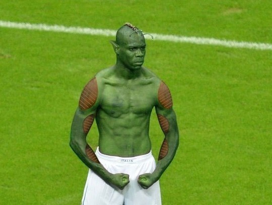 30+ Editan Foto Balotelli, Gokil, Lucu, dan Keren (Fans Sepak Bola Masuk Gan))