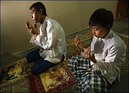 Photo journal: Indonesian family